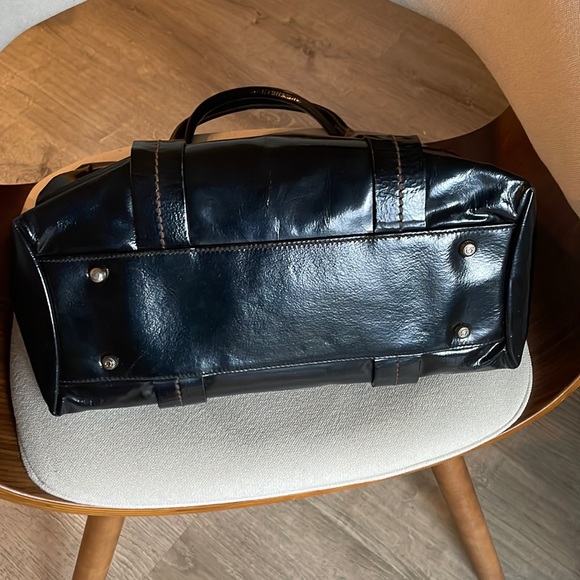 🔥🔥 Price drop!! Salvatore Ferragamo Shoulder Bag🔥🔥 - Picture 3 of 10